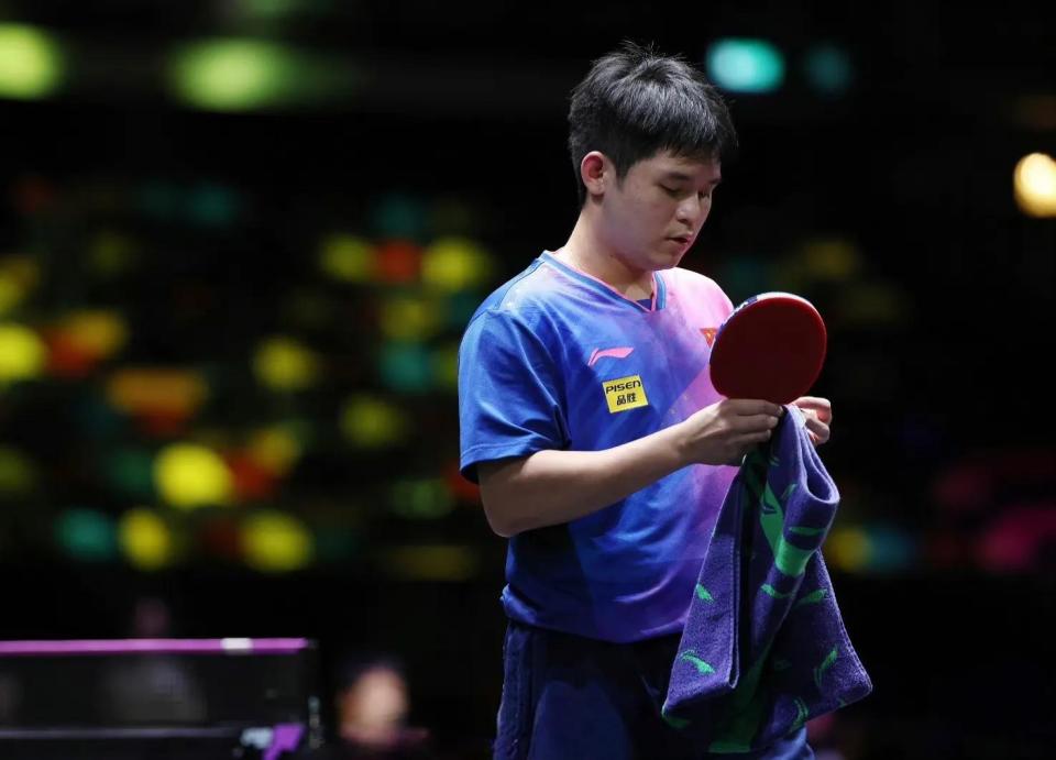 中国乒坛的 中国乒坛的