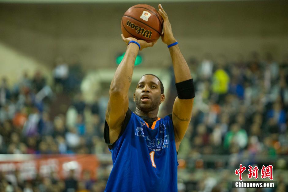 高持球人打 高持球人打